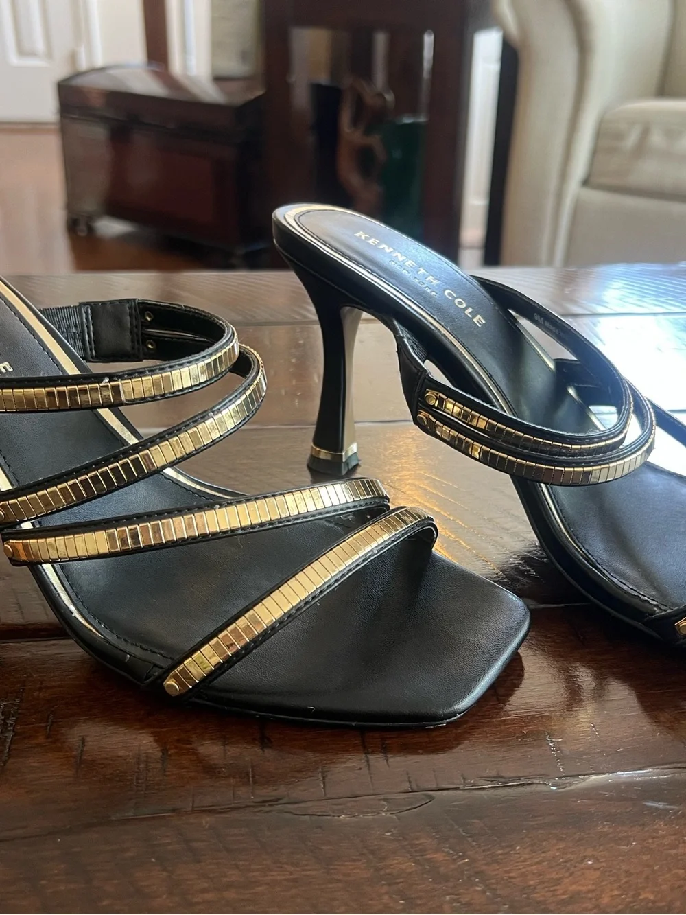 Kenneth Cole Black Gold Metallic Strappy Mule Heels Square Toe Size 9